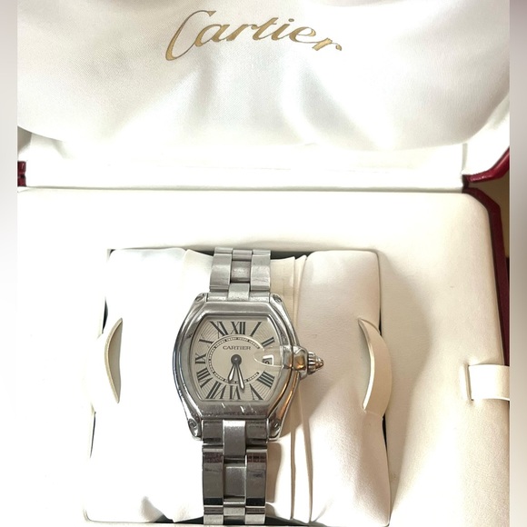 Cartier Women’s Roadster de Cartier Watch🩶 w/ Original boxes & Cleaning Kit - Picture 4 of 16